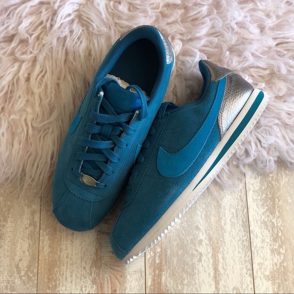 wmns classic cortez se